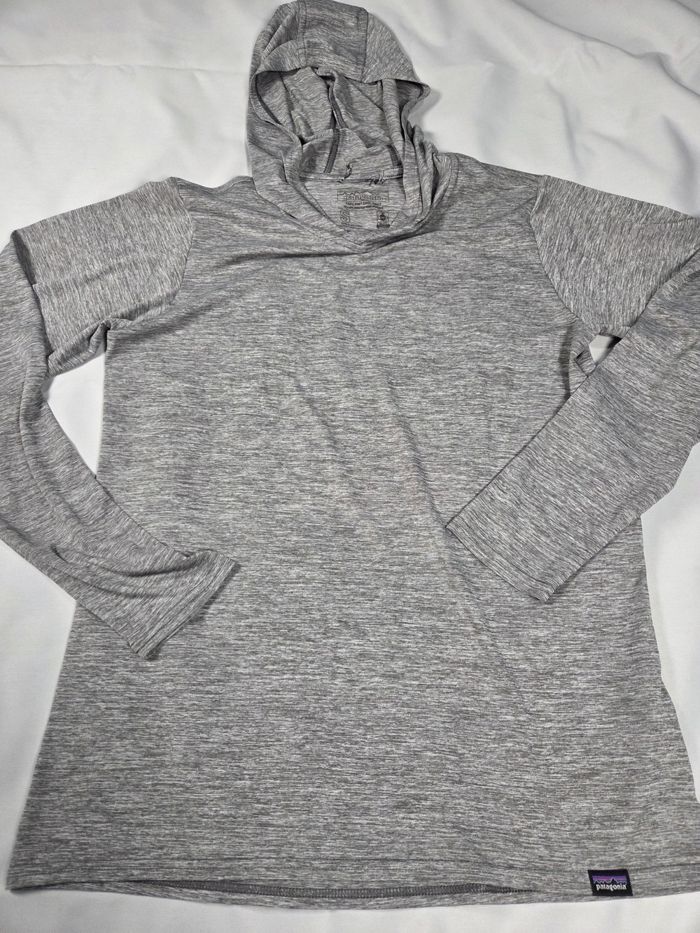 Patagonia Heather Gray Hooded Pullover Sweater